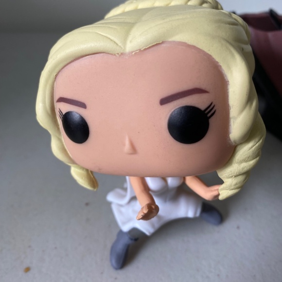 2016 Funko POP! Rides Game of Thrones Daenerys & Drogon Vinyl Figures Dragon - Picture 3 of 16